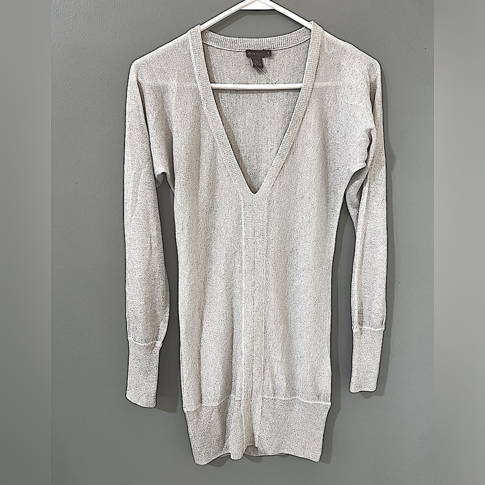 Anthropologie eris grey metallic Long sleeve blouse tunic silk blend vneck S
